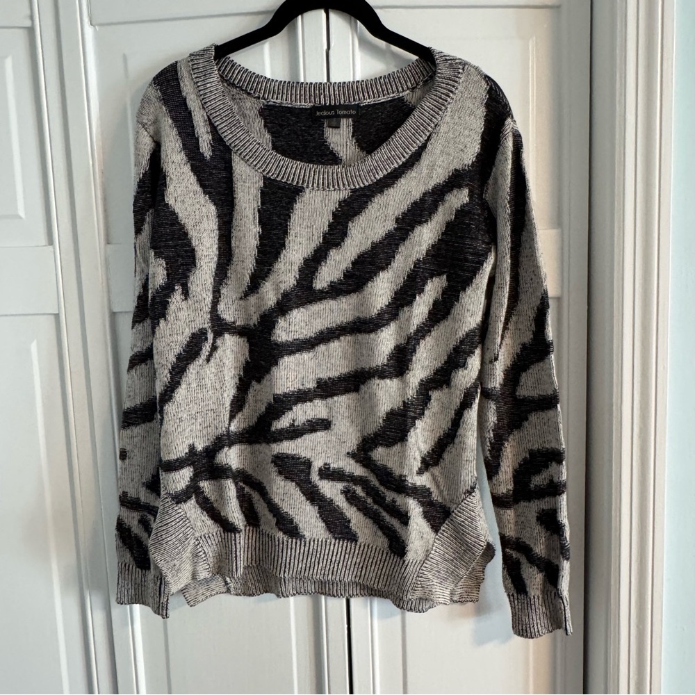 Jealous Tomato | Flying Tomato scoop neck sweater